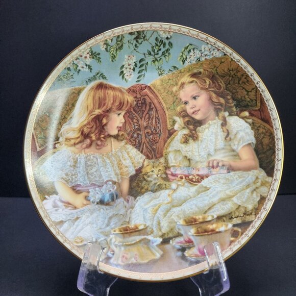 Best Friends by Sandra Kuck Collectors Plate - Sugar and Spice 1993 - Picture 1 of 6